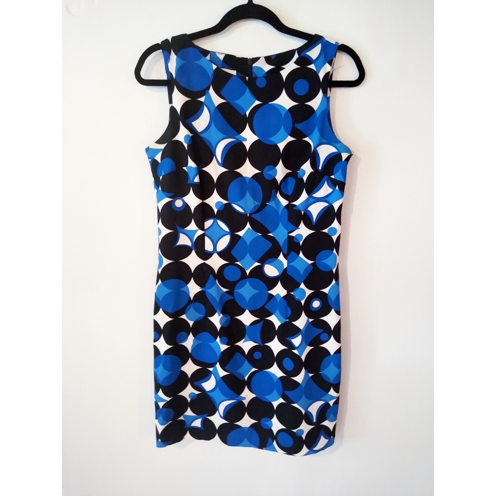 Go-go retro-style sleeveless dress